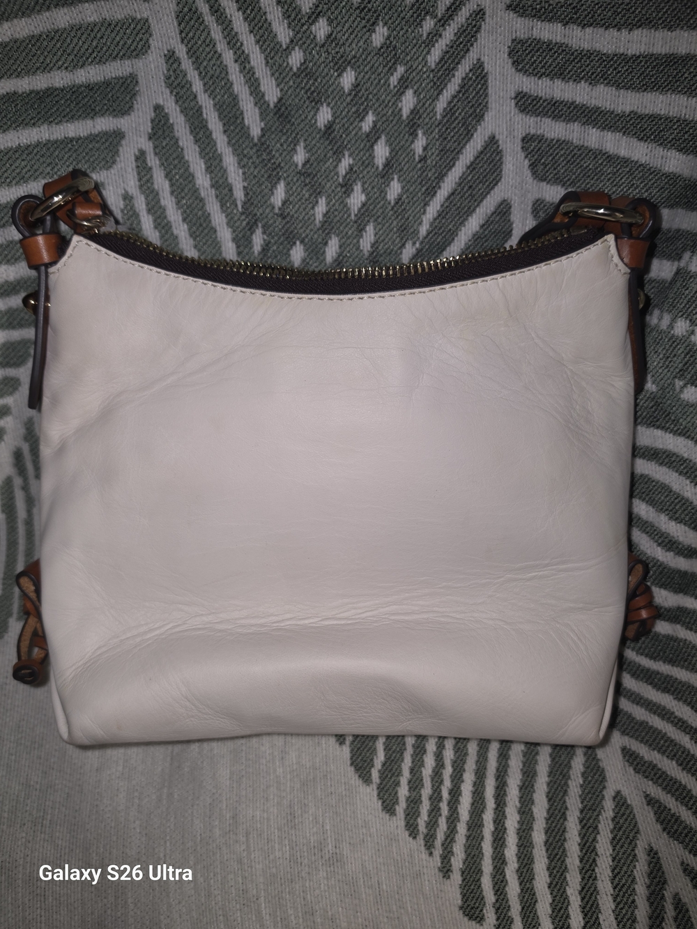 Dooney & Bourke Cream Crossbody with Brown Trim - Picture 10 of 12